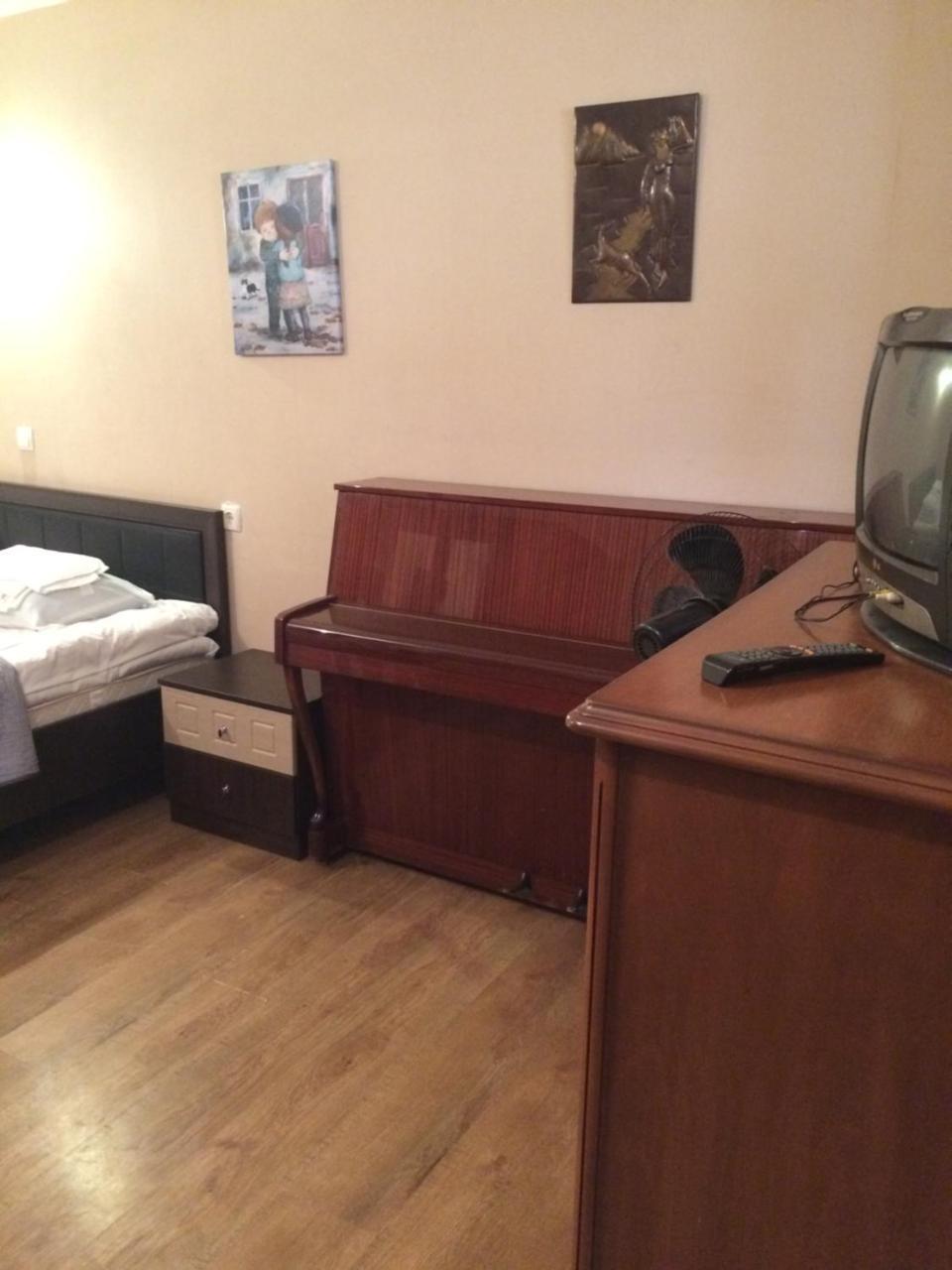 Ferienwohnung Cozy, Warm & Cheap Tbilisi Exterior foto